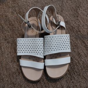 Baretraps sandals